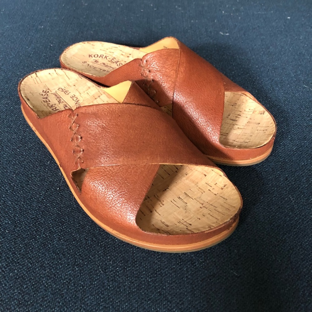 NWOT Kork Ease Sandals ✨